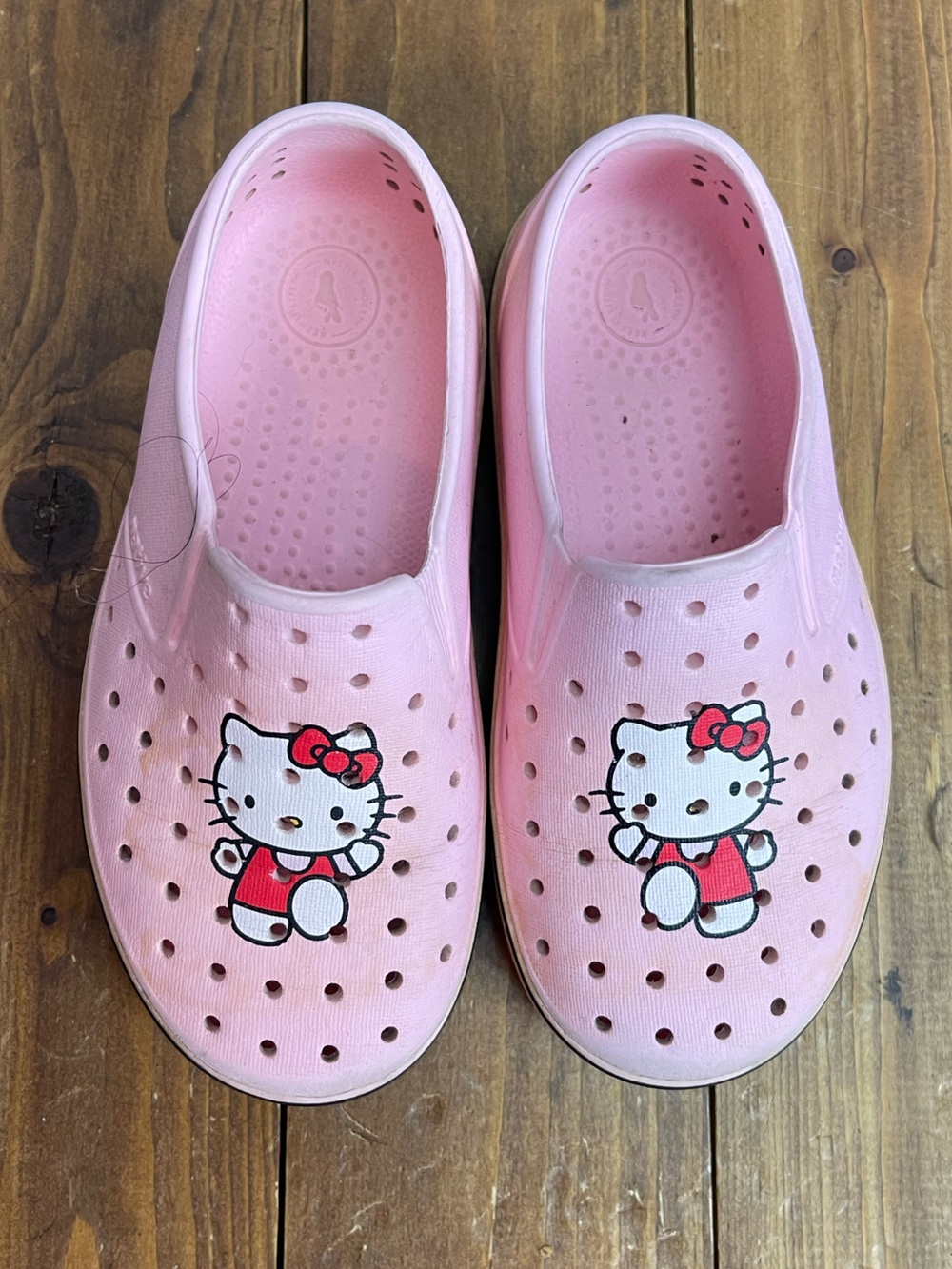 Native shoes size 12 hello kitty pink miles foam sneakers
